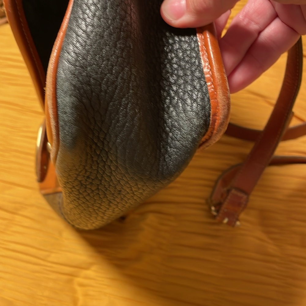 Dooney & Bourke Black and Brown Leather Shoulder Bag - Picture 7 of 8